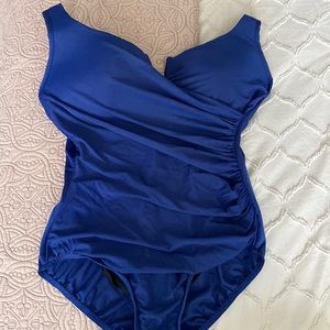 Miraclesuit sz18w